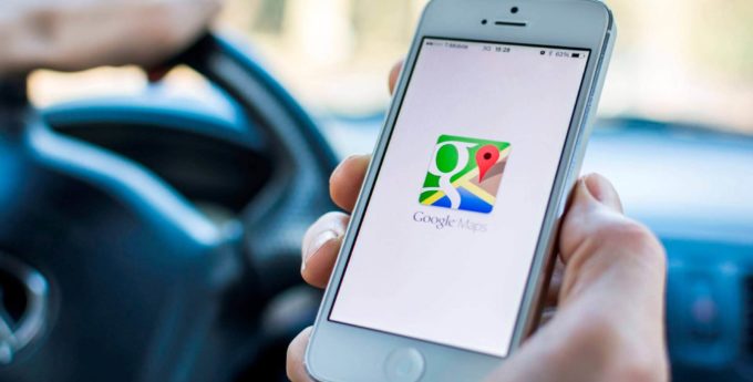 Kierowco, korzystasz z Google Maps? Ten prosty trik znacznie usprawni twoją nawigację. Będziesz zachwycony!
