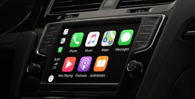 Apple Music tnie dźwięk w CarPlay. Podpowiadamy jak to naprawić