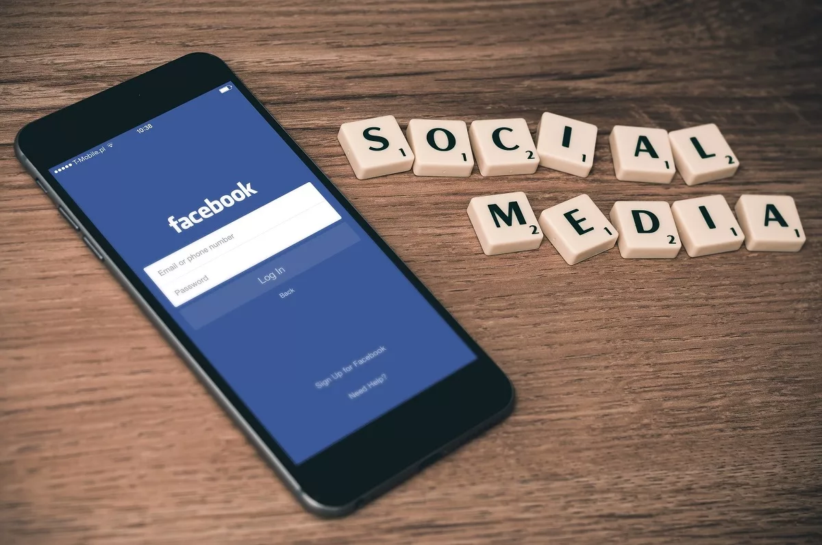 blokada na social media i dostęp do internetu