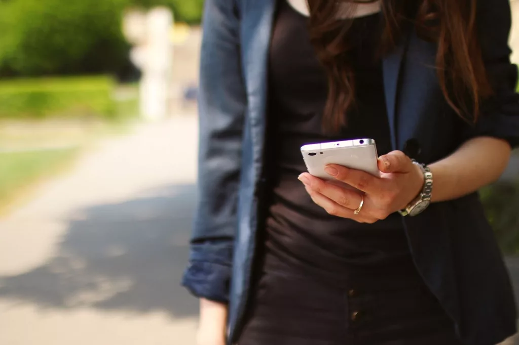 unia europejska telefon smartfon bateria wymiana