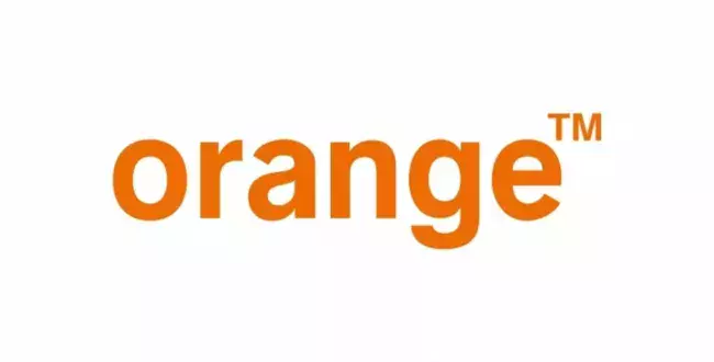 Orange wycofuje opłatę dla klientów. Dobre wiadomości dla użytkowników oferty na kartę