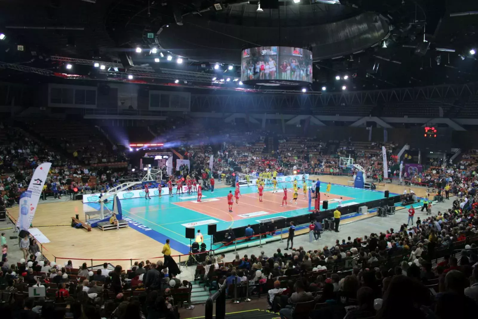 Legendarny Kosmiczny Mecz Spodek Katowice