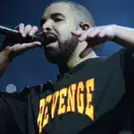Spór pomiędzy Drake i rodziną Tupaca Shakura – o co poszło?